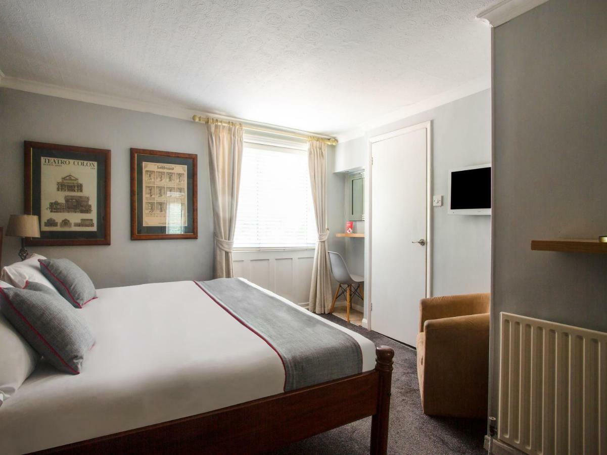 Oyo Lifestyle Hotel Sea Breeze Brighton Exteriör bild