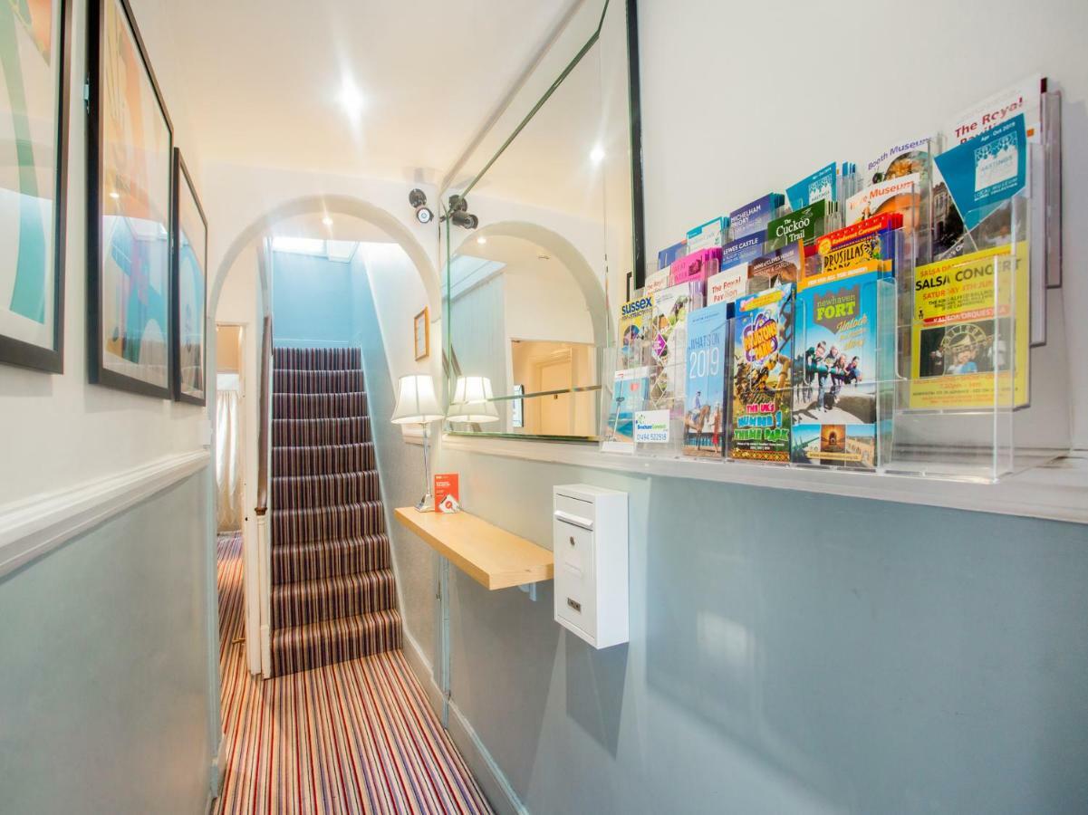 Oyo Lifestyle Hotel Sea Breeze Brighton Exteriör bild