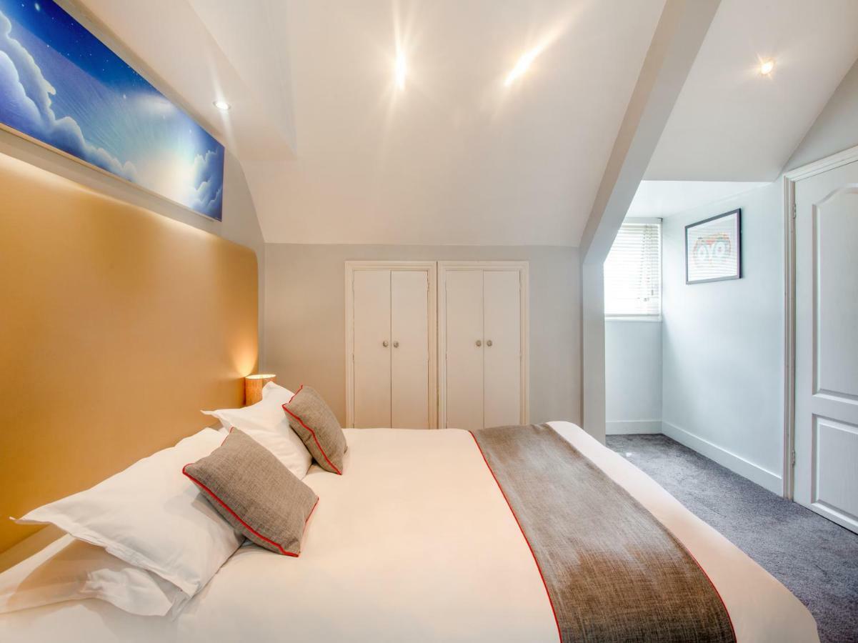 Oyo Lifestyle Hotel Sea Breeze Brighton Exteriör bild