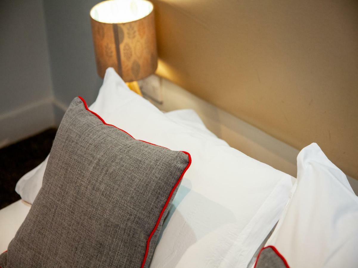 Oyo Lifestyle Hotel Sea Breeze Brighton Exteriör bild